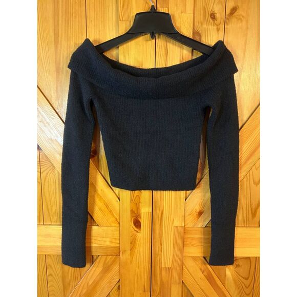 America Eagle Off The Shoulder Cropped Sweater Black NWT Size Small (5398) - Picture 1 of 7